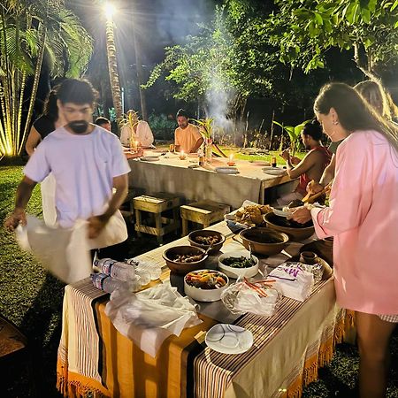 Surf N Spice - Hiriketiya Hotel Dikwella Ngoại thất bức ảnh