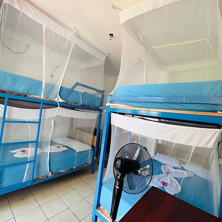 Surf N Spice - Hiriketiya Hotel Dikwella Ngoại thất bức ảnh
