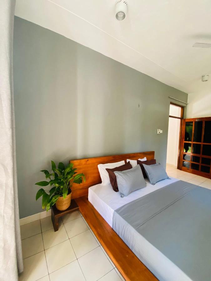 Surf N Spice - Hiriketiya Hotel Dikwella Ngoại thất bức ảnh