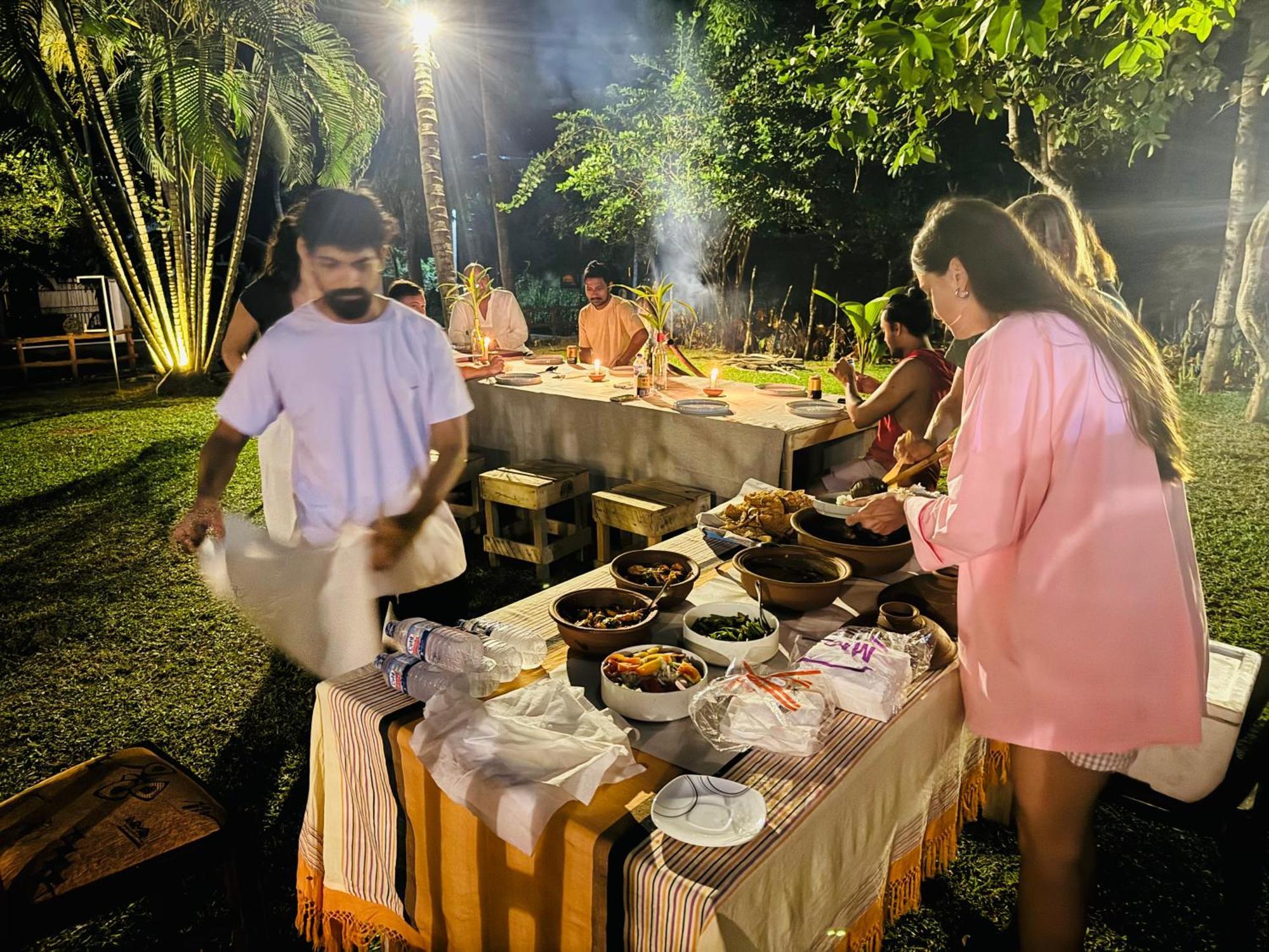 Surf N Spice - Hiriketiya Hotel Dikwella Ngoại thất bức ảnh